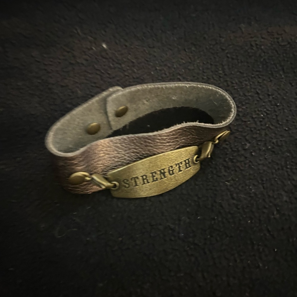 Metallic Leather Bracelet with Gold Plate